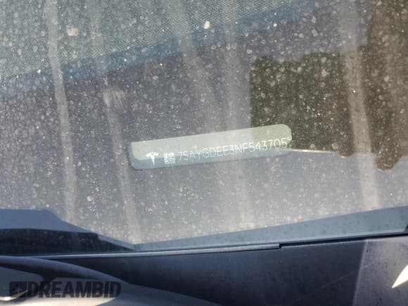 ✅ 2022 Tesla Model Y Long Range • VIN: 7SAYGDEE3NF543705 • Lot: 60701405. Wystawiony na Copart z przebiegiem 59 062 mil. Bezpłatny archiwum sprzedaży aukcyjnych z USA i szczegółowy raport historii pojazdu na DreamBid. Zdjęcie 12.