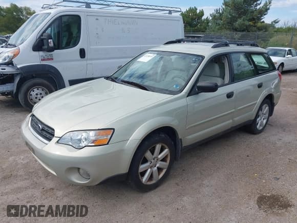 ✅ 2006 Subaru Legacy Outback • VIN: 4S4BP61CX67337948 • Lot: 43238915. Listed on IAAI with 172,372 mi. Free auction sales archive from the USA and detailed vehicle history report at DreamBid. Image 2.