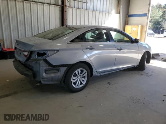 ✅ 2011 Hyundai Sonata GLS • VIN: 5NPEB4AC5BH300834 • Lot: 87002225. Listed on Copart with 156,717 mi. Free auction sales archive from the USA and detailed vehicle history report at DreamBid. Image 3.