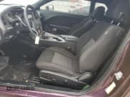 ✅ 2020 Dodge Challenger SXT • VIN: 2C3CDZAGXLH235883 • Lot: 45727904. Wystawiony na Copart z przebiegiem 73 162 mil. Bezpłatny archiwum sprzedaży aukcyjnych z USA i szczegółowy raport historii pojazdu na DreamBid. Zdjęcie 7.