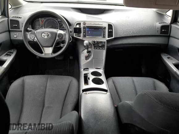 ✅ 2013 Toyota Venza LE • VIN: 4T3BA3BB7DU040163 • Lot: 80359495. Listed on Copart with 137,308 mi. Free auction sales archive from the USA and detailed vehicle history report at DreamBid. Image 8.