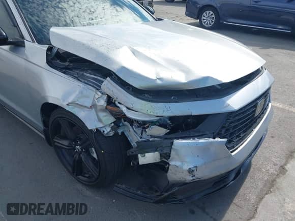 2024 Honda Accord Sport-L с VIN 1HGCY2F75RA012109, выставлен на аукционе IAAI как лот 43236975 с пробегом 16 140 миль миль и . История ставок и продаж доступна на DreamBid. Изображение 6.