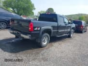 ✅ 2005 Chevrolet Silverado 2500HD LS • VIN: 1GCHK23UX5F857938 • Lot: 42169810. Wystawiony na IAAI z przebiegiem 212 327 mil. Bezpłatny archiwum sprzedaży aukcyjnych z USA i szczegółowy raport historii pojazdu na DreamBid. Zdjęcie 4.