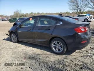 ✅ 2019 Chevrolet Cruze LT • VIN: 1G1BE5SM3K7123026 • Lot: 47663443. Listed on Copart with Not provided. Free auction sales archive from the USA and detailed vehicle history report at DreamBid. Image 2.
