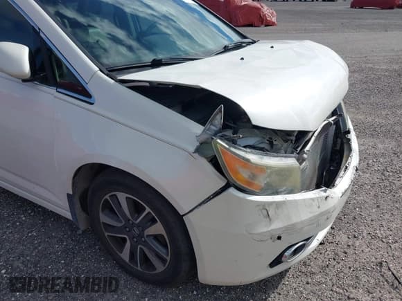 ✅ 2015 Honda Odyssey Touring Elite • VIN: 5FNRL5H91FB083785 • Лот: 43235259. Опубликован ранее на IAAI с пробегом 226 384 миль. Бесплатный доступ к архиву аукционных продаж из США и подробный отчёт об истории автомобиля на DreamBid. Изображение 6.