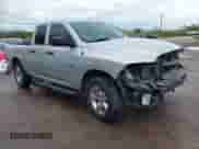 2018 Ram 1500 Tradesman z VIN 1C6RR6FG0JS280326, wystawiony jako IAAI lot #43422781 z przebiegiem 89 435 mil mil oraz . Historia ofert i sprzedaży dostępna na DreamBid. Obrazek 1.