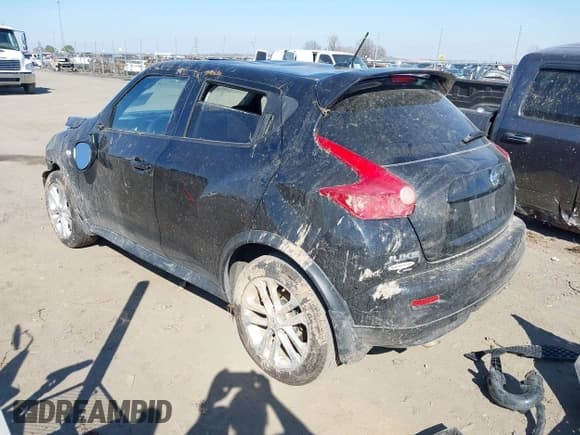 ✅ 2014 Nissan Juke S • VIN: JN8AF5MR1ET450940 • Lot: 38801607. Listed on IAAI with 157,565 mi. Free auction sales archive from the USA and detailed vehicle history report at DreamBid. Image 3.