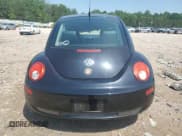 ✅ 2010 Volkswagen Beetle • VIN: 3VWPG3AG1AM018462 • Lot: 56593745. Wystawiony na Copart z przebiegiem 146 172 mil. Bezpłatny archiwum sprzedaży aukcyjnych z USA i szczegółowy raport historii pojazdu na DreamBid. Zdjęcie 6.