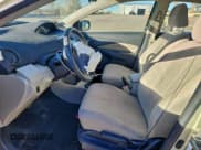 ✅ 2007 Toyota Yaris • VIN: JTDBT923371052657 • Lot: 93997765. Wystawiony na Copart z przebiegiem 78 029 mil. Bezpłatny archiwum sprzedaży aukcyjnych z USA i szczegółowy raport historii pojazdu na DreamBid. Zdjęcie 7.