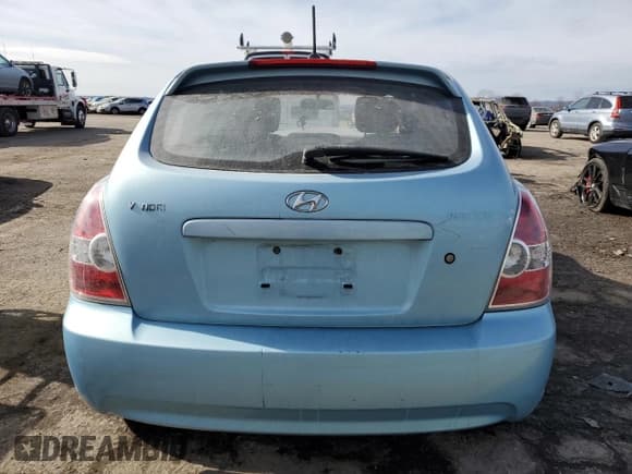 ✅ 2011 Hyundai Accent GS • VIN: KMHCM3ACXBU197102 • Лот: 43465955. Опубликован ранее на Copart с пробегом 113 024 миль. Бесплатный доступ к архиву аукционных продаж из США и подробный отчёт об истории автомобиля на DreamBid. Изображение 6.