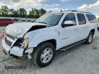 ✅ 2014 Chevrolet Suburban LT • VIN: 1GNSKJE75ER141221 • Lot: 71157495. Wystawiony na Copart z przebiegiem 194 325 mil. Bezpłatny archiwum sprzedaży aukcyjnych z USA i szczegółowy raport historii pojazdu na DreamBid. Zdjęcie 1.