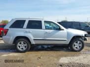 ✅ 2007 Jeep Grand Cherokee Laredo • VIN: 1J8GS48K87C663341 • Лот: 43636740. Опубликован ранее на IAAI с пробегом 198 156 миль. Бесплатный доступ к архиву аукционных продаж из США и подробный отчёт об истории автомобиля на DreamBid. Изображение 13.