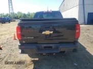 ✅ 2018 Chevrolet Colorado 4WD Work Truck • VIN: 1GCHTBEA2J1267708 • Лот: 55592744. Опубликован ранее на Copart с пробегом 119 223 миль. Бесплатный доступ к архиву аукционных продаж из США и подробный отчёт об истории автомобиля на DreamBid. Изображение 6.