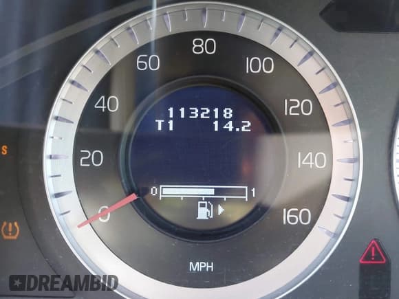 ✅ 2011 Volvo S60 • VIN: YV1902FH8B2009112 • Lot: 43685122. Listed on IAAI with 113,218 mi. Free auction sales archive from the USA and detailed vehicle history report at DreamBid. Image 7.