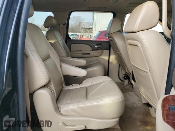 ✅ 2009 Chevrolet Suburban LTZ • VIN: 1GNFK363X9J112360 • Lot: 78324684. Wystawiony na Copart z przebiegiem 224 694 mil. Bezpłatny archiwum sprzedaży aukcyjnych z USA i szczegółowy raport historii pojazdu na DreamBid. Zdjęcie 12.