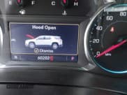 ✅ 2022 Chevrolet Traverse LT • VIN: 1GNERHKW2NJ174513 • Lot: 41998034. Wystawiony na IAAI z przebiegiem 60 202 mil. Bezpłatny archiwum sprzedaży aukcyjnych z USA i szczegółowy raport historii pojazdu na DreamBid. Zdjęcie 15.