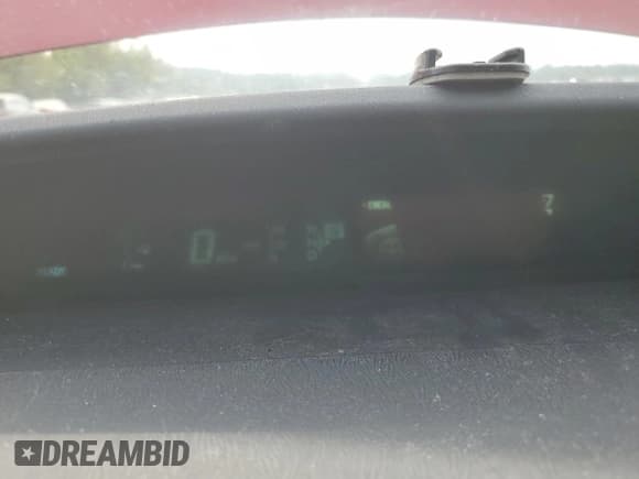 ✅ 2014 Toyota Prius Three • VIN: JTDKN3DUXE0377970 • Лот: 81604615. Опубликован ранее на Copart с пробегом 202 143 миль. Бесплатный доступ к архиву аукционных продаж из США и подробный отчёт об истории автомобиля на DreamBid. Изображение 9.