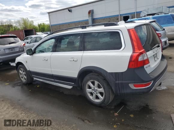 ✅ 2013 Volvo XC70 3.2L • VIN: YV4952BZ4D1160718 • Lot: 52812724. Listed on Copart with 131,803 mi. Free auction sales archive from the USA and detailed vehicle history report at DreamBid. Image 2.