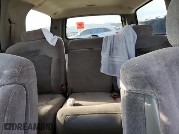 ✅ 2003 Chevrolet Suburban LT • VIN: 3GNFK16T03G149785 • Лот: 85689234. Опубликован ранее на Copart с пробегом Не указан. Бесплатный доступ к архиву аукционных продаж из США и подробный отчёт об истории автомобиля на DreamBid. Изображение 10.