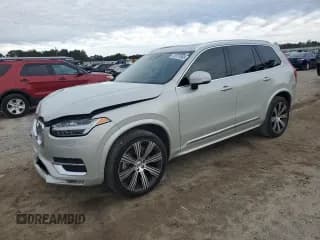 ✅ 2021 Volvo XC90 Inscription • VIN: YV4A221L0M1768142 • Lot: 82374885. Wystawiony na Copart z przebiegiem 66 713 mil. Bezpłatny archiwum sprzedaży aukcyjnych z USA i szczegółowy raport historii pojazdu na DreamBid. Zdjęcie 1.