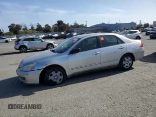 ✅ 2006 Honda Accord LX • VIN: 1HGCM55426A051496 • Lot: 54257435. Wystawiony na Copart z przebiegiem 139 792 mil. Bezpłatny archiwum sprzedaży aukcyjnych z USA i szczegółowy raport historii pojazdu na DreamBid. Zdjęcie 1.