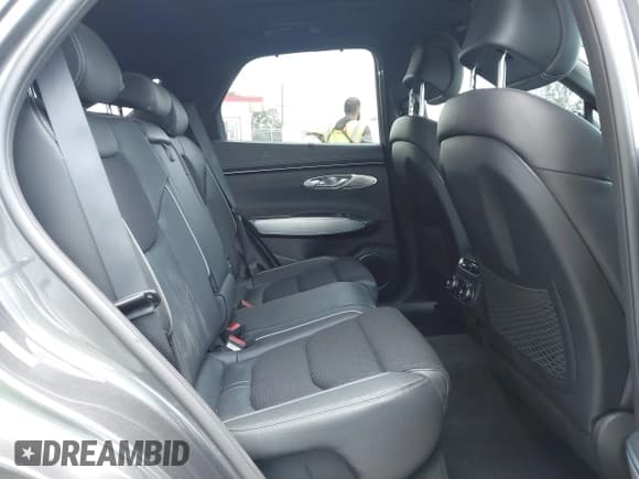 ✅ 2023 Genesis GV70 2.5T • VIN: KMUMADTBXPU095492 • Lot: 41959841. Listed on IAAI with 15,316 mi. Free auction sales archive from the USA and detailed vehicle history report at DreamBid. Image 8.