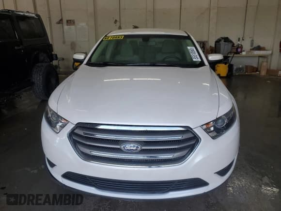 ✅ 2017 Ford Taurus SEL • VIN: 1FAHP2E80HG136890 • Lot: 55510565. Listed on Copart with 97,263 mi. Free auction sales archive from the USA and detailed vehicle history report at DreamBid. Image 5.