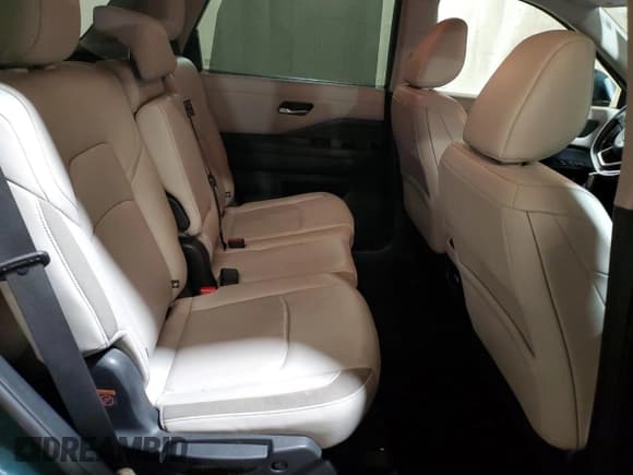 ✅ 2022 Nissan Pathfinder SL • VIN: 5N1DR3CC1NC251433 • Lot: 72044245. Wystawiony na Copart z przebiegiem 45 984 mil. Bezpłatny archiwum sprzedaży aukcyjnych z USA i szczegółowy raport historii pojazdu na DreamBid. Zdjęcie 11.