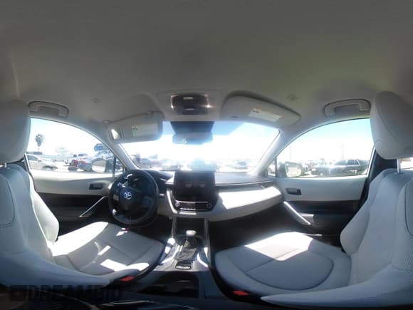 ✅ 2025 Toyota Corolla Cross L • VIN: 7MUAAAAG2SV132377 • Lot: 42864709. Wystawiony na IAAI z przebiegiem 7 286 mil. Bezpłatny archiwum sprzedaży aukcyjnych z USA i szczegółowy raport historii pojazdu na DreamBid. Zdjęcie 19.