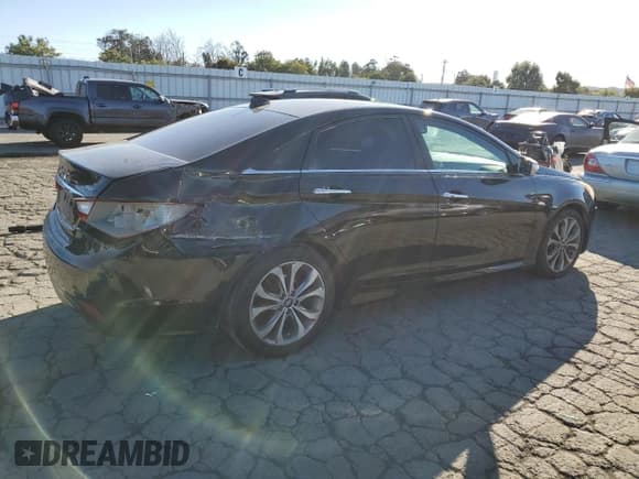 ✅ 2014 Hyundai Sonata Limited • VIN: 5NPEC4ABXEH853620 • Лот: 86131245. Опубликован ранее на Copart с пробегом 136 022 миль. Бесплатный доступ к архиву аукционных продаж из США и подробный отчёт об истории автомобиля на DreamBid. Изображение 3.