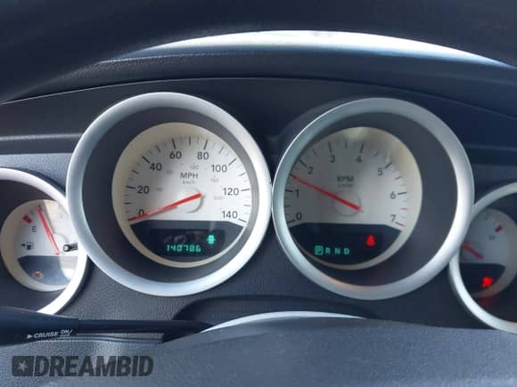 2006 Dodge Magnum с VIN 2D4FV47V66H430367, выставлен на аукционе IAAI как лот 41319330 с пробегом 140 786 миль миль и . История ставок и продаж доступна на DreamBid. Изображение 7.