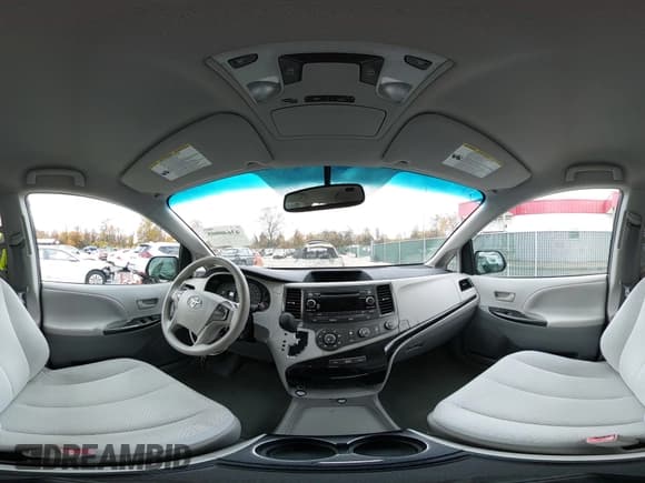 ✅ 2012 Toyota Sienna LE • VIN: 5TDKK3DC5CS201628 • Lot: 43640805. Wystawiony na IAAI z przebiegiem 104 449 mil. Bezpłatny archiwum sprzedaży aukcyjnych z USA i szczegółowy raport historii pojazdu na DreamBid. Zdjęcie 18.