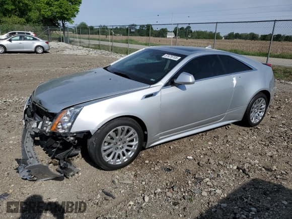 ✅ 2012 Cadillac CTS Performance • VIN: 1G6DL1E34C0104077 • Лот: 57479705. Опубликован ранее на Copart с пробегом 132 517 миль. Бесплатный доступ к архиву аукционных продаж из США и подробный отчёт об истории автомобиля на DreamBid. Изображение 1.