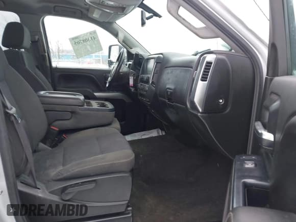 ✅ 2015 Chevrolet Silverado 2500HD LT • VIN: 1GC2KVEG4FZ555799 • Lot: 41308705. Wystawiony na IAAI z przebiegiem 206 455 mil. Bezpłatny archiwum sprzedaży aukcyjnych z USA i szczegółowy raport historii pojazdu na DreamBid. Zdjęcie 5.