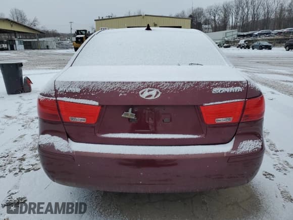 ✅ 2009 Hyundai Sonata GLS • VIN: 5NPET46C69H563396 • Лот: 87433504. Опубликован ранее на Copart с пробегом 239 206 миль. Бесплатный доступ к архиву аукционных продаж из США и подробный отчёт об истории автомобиля на DreamBid. Изображение 6.