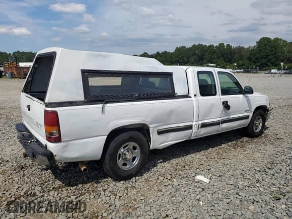 2002 Chevrolet Silverado 1500 with VIN 1GCEC19T92E105982, listed as a Copart auction lot 68452954 with Not provided miles and Salvage title. Bid and sale history available at DreamBid. Image 3.