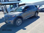 ✅ 2022 Ford Explorer Limited • VIN: 1FMSK8FH2NGB07625 • Lot: 43170619. Wystawiony na IAAI z przebiegiem 70 245 mil. Bezpłatny archiwum sprzedaży aukcyjnych z USA i szczegółowy raport historii pojazdu na DreamBid. Zdjęcie 17.