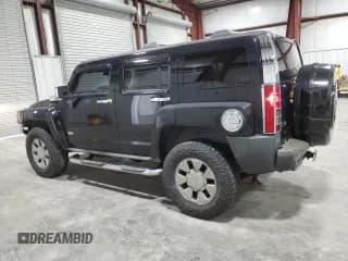 ✅ 2007 Hummer H3 SUV • VIN: 5GTDN13E178208795 • Lot: 93420525. Wystawiony na Copart z przebiegiem 173 220 mil. Bezpłatny archiwum sprzedaży aukcyjnych z USA i szczegółowy raport historii pojazdu na DreamBid. Zdjęcie 2.