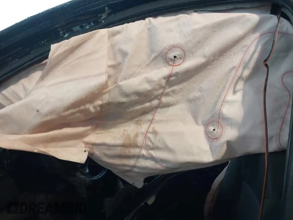 ✅ 2016 Chevrolet Suburban LS • VIN: 1GNSCGKC5GR177687 • Lot: 43094430. Wystawiony na IAAI z przebiegiem 146 006 mil. Bezpłatny archiwum sprzedaży aukcyjnych z USA i szczegółowy raport historii pojazdu na DreamBid. Zdjęcie 14.