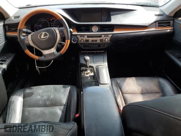 ✅ 2013 Lexus ES 300h • VIN: JTHBW1GG3D2020669 • Lot: 70580325. Listed on Copart with 244,183 mi. Free auction sales archive from the USA and detailed vehicle history report at DreamBid. Image 8.