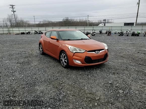 ✅ 2012 Hyundai Veloster w/Gray Int • VIN: KMHTC6AD3CU066298 • Lot: 93332145. Wystawiony na Copart z przebiegiem 249 570 mil. Bezpłatny archiwum sprzedaży aukcyjnych z USA i szczegółowy raport historii pojazdu na DreamBid. Zdjęcie 13.