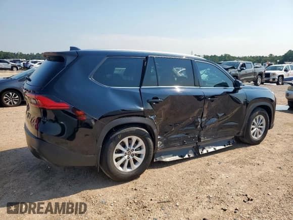 ✅ 2024 Toyota Highlander XLE • VIN: 5TDAAAA50RS019448 • Lot: 69521665. Listed on Copart with 67,721 mi. Free auction sales archive from the USA and detailed vehicle history report at DreamBid. Image 3.