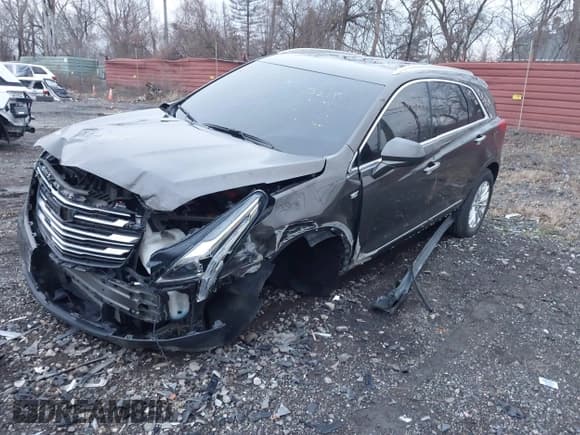 ✅ 2019 Cadillac XT5 FWD • VIN: 1GYKNARSXKZ203278 • Лот: 41208619. Опубликован ранее на IAAI с пробегом 41 390 миль. Бесплатный доступ к архиву аукционных продаж из США и подробный отчёт об истории автомобиля на DreamBid. Изображение 2.