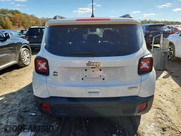 ✅ 2019 Jeep Renegade Latitude • VIN: ZACNJABB2KPJ87405 • Lot: 90550235. Listed on Copart with 74,763 mi. Free auction sales archive from the USA and detailed vehicle history report at DreamBid. Image 6.