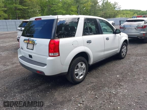 ✅ 2006 Saturn VUE • VIN: 5GZCZ33D96S840700 • Lot: 42342392. Wystawiony na IAAI z przebiegiem 107 429 mil. Bezpłatny archiwum sprzedaży aukcyjnych z USA i szczegółowy raport historii pojazdu na DreamBid. Zdjęcie 4.