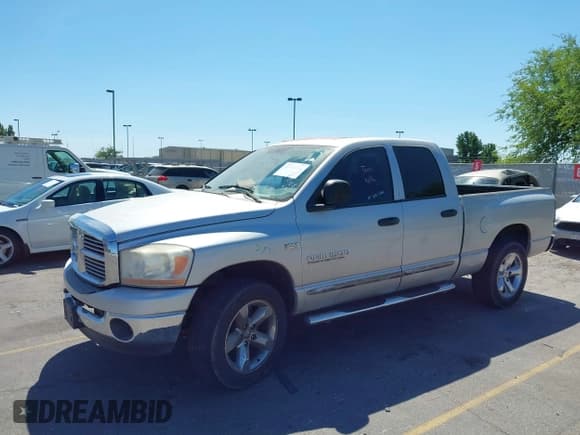 ✅ 2006 Dodge 1500 SLT • VIN: 1D7HU18206S531074 • Лот: 42995742. Опубликован ранее на IAAI с пробегом Не указан. Бесплатный доступ к архиву аукционных продаж из США и подробный отчёт об истории автомобиля на DreamBid. Изображение 2.