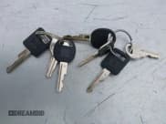 ✅ 1994 GMC Sierra 1500 • VIN: 1GTDC14Z2RZ509443 • Lot: 43851859. Wystawiony na IAAI z przebiegiem 195 975 mil. Bezpłatny archiwum sprzedaży aukcyjnych z USA i szczegółowy raport historii pojazdu na DreamBid. Zdjęcie 11.