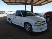 ✅ 2002 Chevrolet S-10 LS • VIN: 1GCCS14W128161389 • Лот: 42141070. Опубликован ранее на IAAI с пробегом 103 759 миль. Бесплатный доступ к архиву аукционных продаж из США и подробный отчёт об истории автомобиля на DreamBid. Изображение 1.