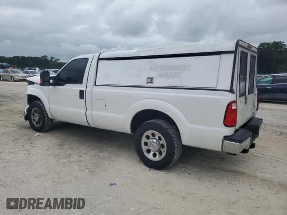 ✅ 2016 Ford F-250 XL • VIN: 1FTBF2A61GEA42387 • Lot: 82757835. Listed on Copart with 155,733 mi. Free auction sales archive from the USA and detailed vehicle history report at DreamBid. Image 2.