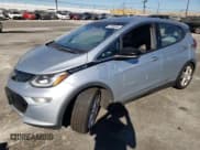 ✅ 2017 Chevrolet Bolt EV LT • VIN: 1G1FW6S07H4154677 • Lot: 67735544. Wystawiony na Copart z przebiegiem 133 889 mil. Bezpłatny archiwum sprzedaży aukcyjnych z USA i szczegółowy raport historii pojazdu na DreamBid. Zdjęcie 1.